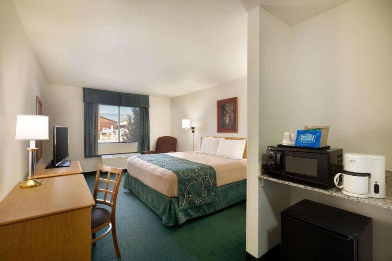 Travelodge By Wyndham Yampa Exterior photo