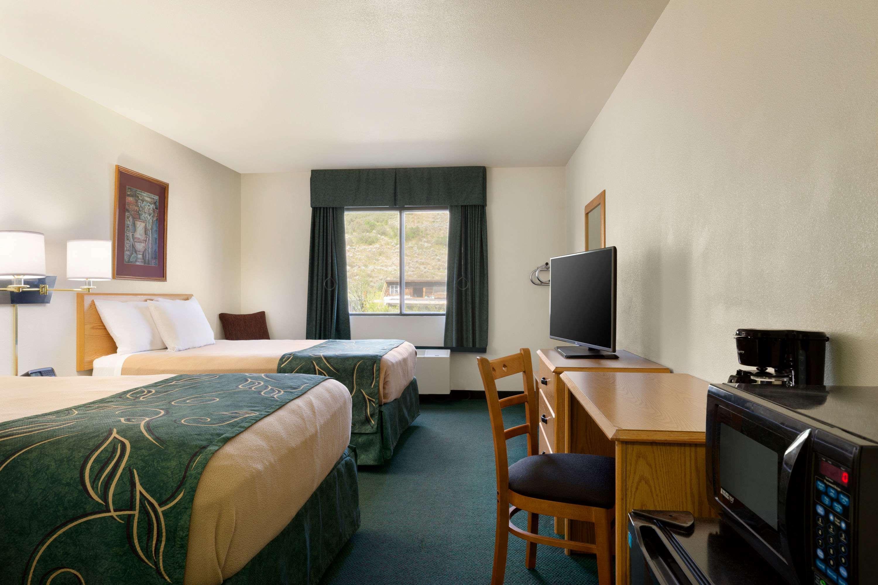 Travelodge By Wyndham Yampa Exterior photo